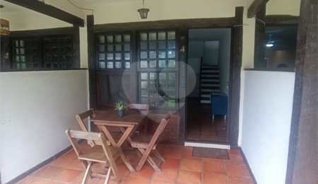 Casa em condomínio à venda ou para alugar com 2 quartos, sendo 1 suíte,  em Geribá, Armação dos Búzios, RJ