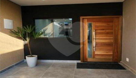 Casa à venda com 2 suítes,  no condomínio Residencial Oliveira, São Paulo - SP