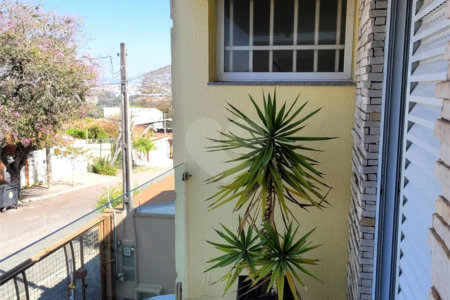 Casa à venda com 3 quartos, sendo 1 suíte, em Jardim Leocádia, Sorocaba, SP