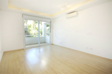 Casa à venda com 4 suítes no condomínio Vila Alba, São Paulo - SP