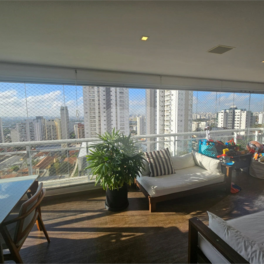 Apartamento à venda com 3 suítes em Santa Teresinha, São Paulo, SP