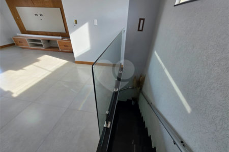 Sobrado 3 quartos 1 suíte e área de lazer