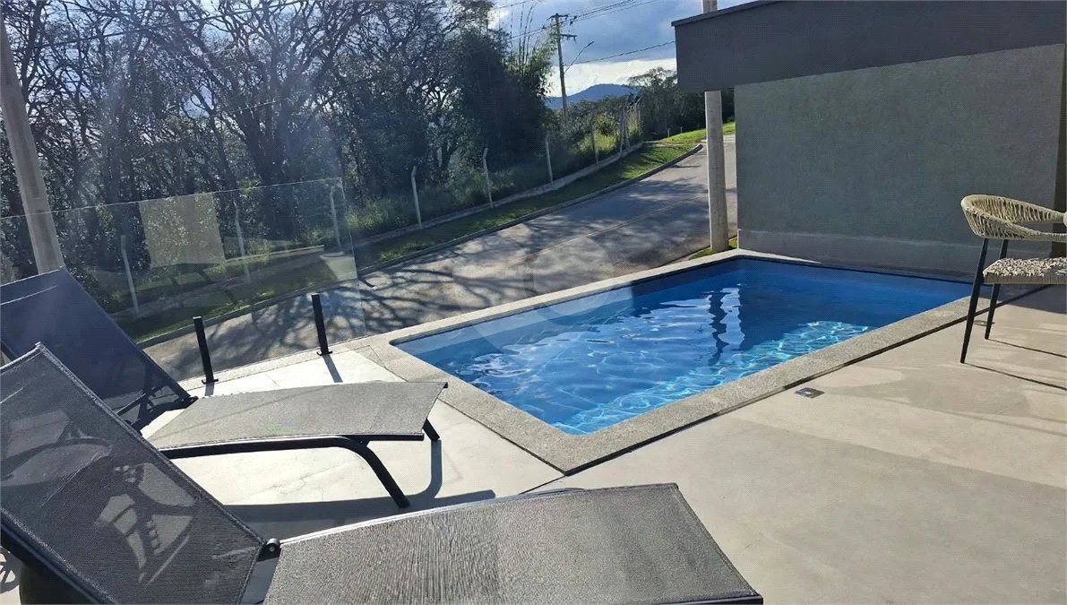 Casa Térrea de Alto Padrão no Condomínio Elementum | Totalmente Mobiliada e Decorada, 3 Suítes e Piscina