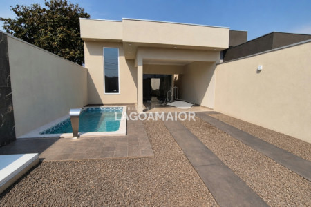 Casa à venda com 3 quartos, sendo 1 suíte, em Jardim dos Ipes, Três Lagoas - MS