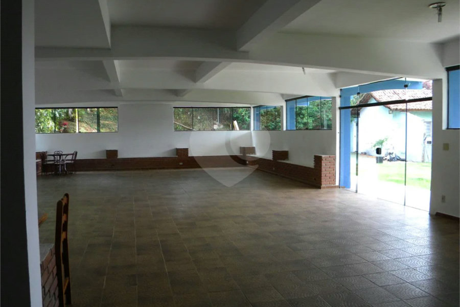 CASA/CHACARA COM 7 DORMITÓRIOS PISCINA E CAMPO A VENDA EM MAIRIPORÃ