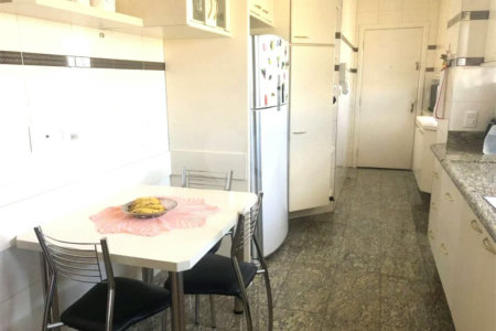 Apartamento · 125m² · 3 quartos · 2 vagas