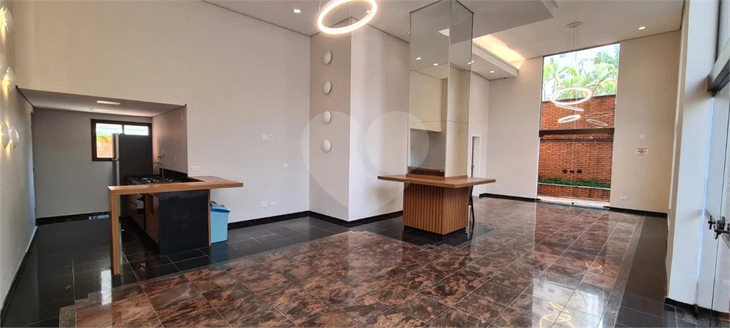 Apartamento à venda no Campo Belo com 110m², 03 dormitórios sendo 01 suite, 2 vagas - São Paulo/S