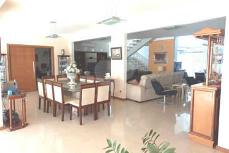 Casa à venda em Condomínio fechado em São Carlos Parque Faber 1