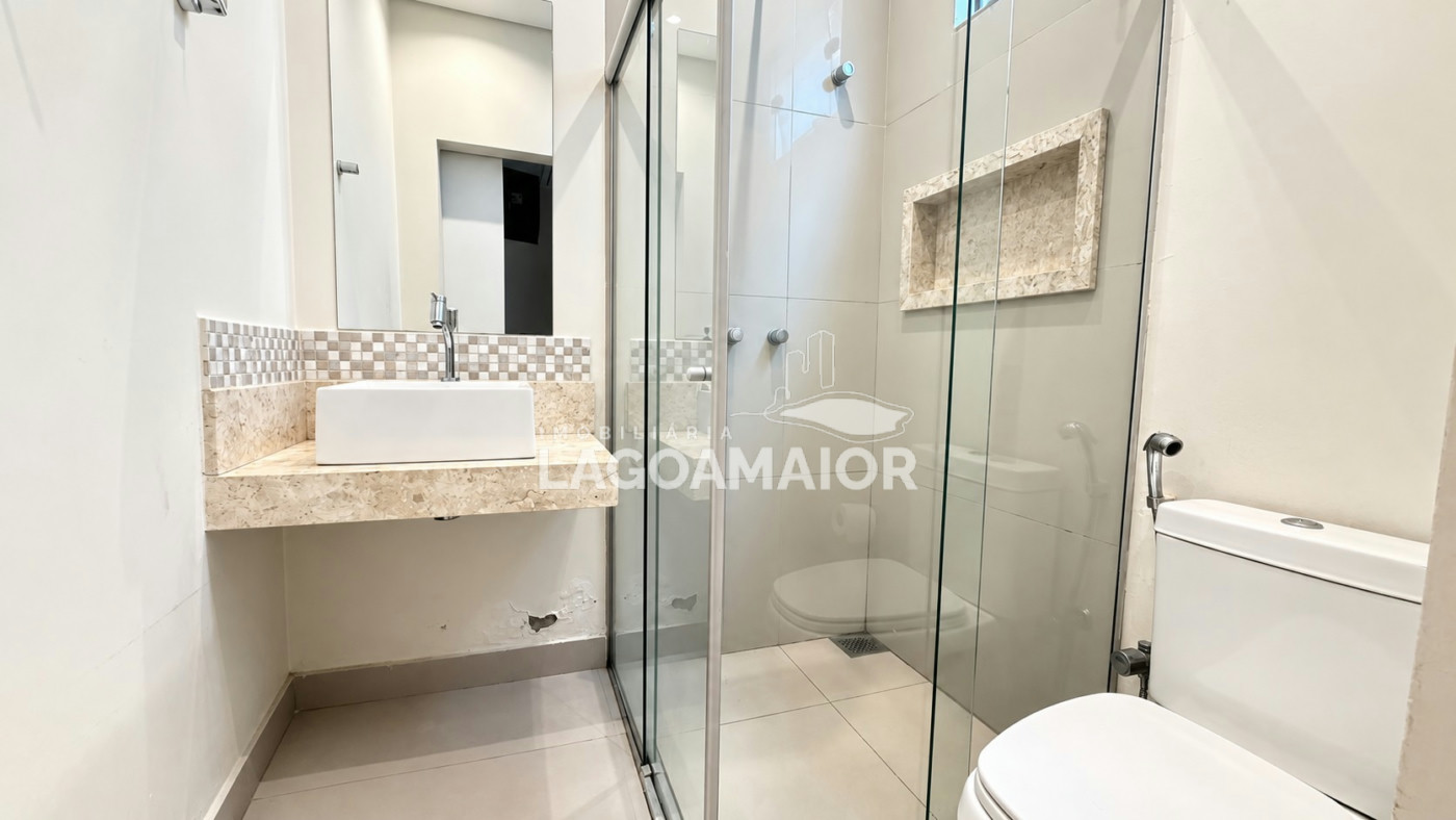Casa à venda com 4 quartos, sendo 4 suítes, em Jardim Alvorada, Três Lagoas - MS