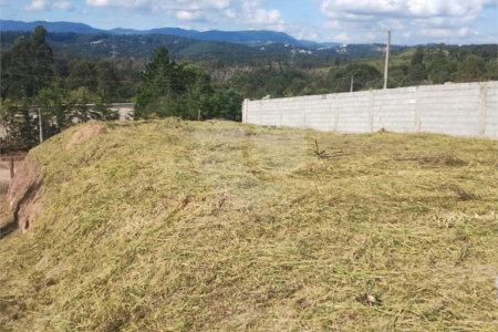 Chácara à venda com 1 suíte em Loteamento Colinas Verdes, Atibaia, SP