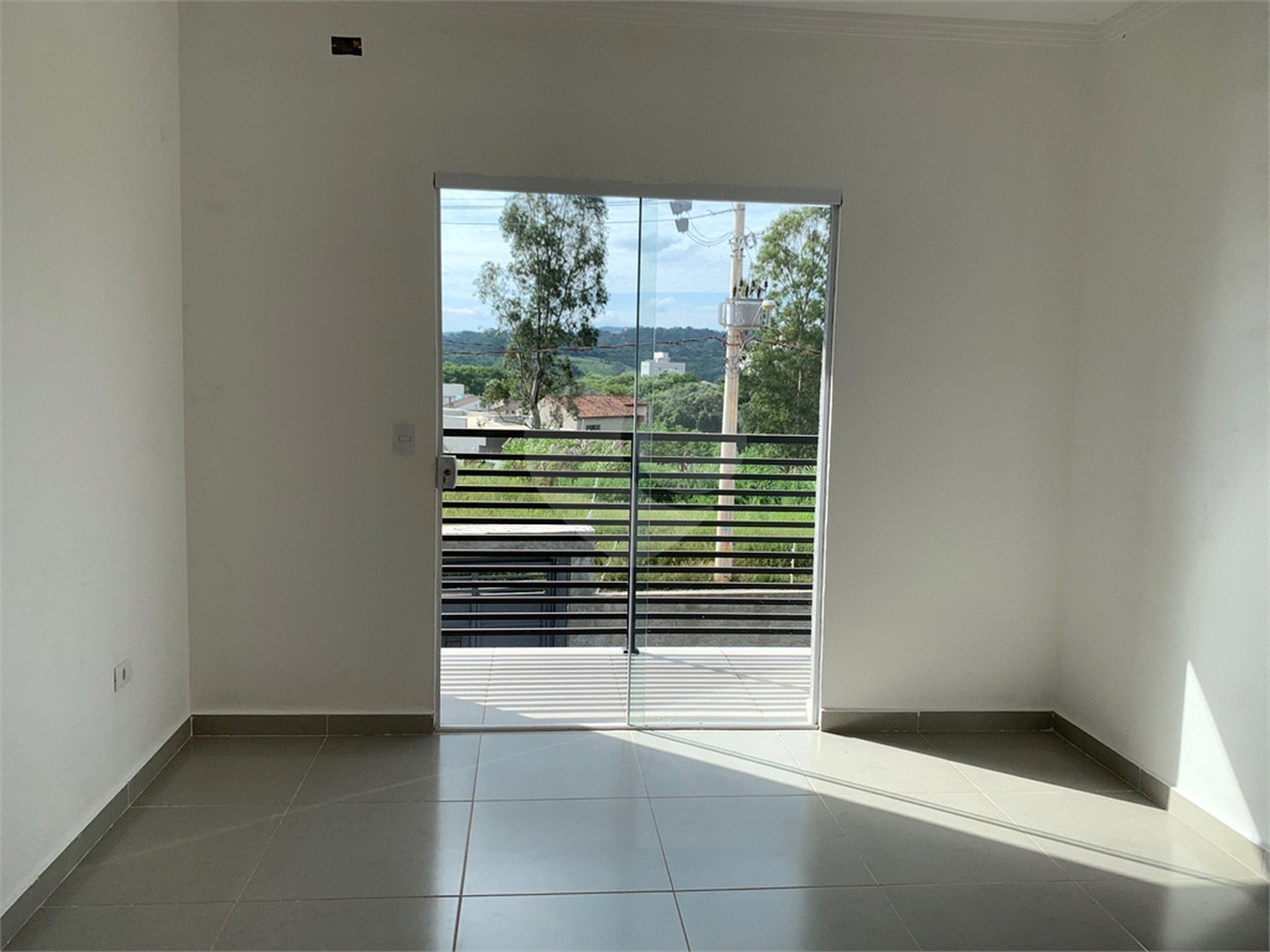 Sobrado à venda com 2 suítes em Residencial Jardins da Catalunha, Atibaia, SP