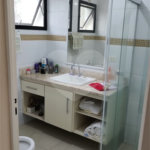 Duplex à venda com 3 quartos, sendo 1 suíte, em Enseada, Guarujá, SP