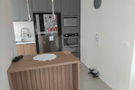 Casa à venda com 4 quartos, sendo 1 suíte,  no condomínio Vivaldi, Mogi das Cruzes - SP