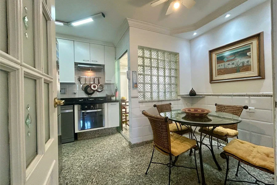 Apartamento à venda com 3 suítes em Tatuapé, São Paulo, SP