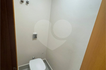 Casa Térrea à venda com 4 suítes em Jardim dos Pinheiros, Atibaia, SP