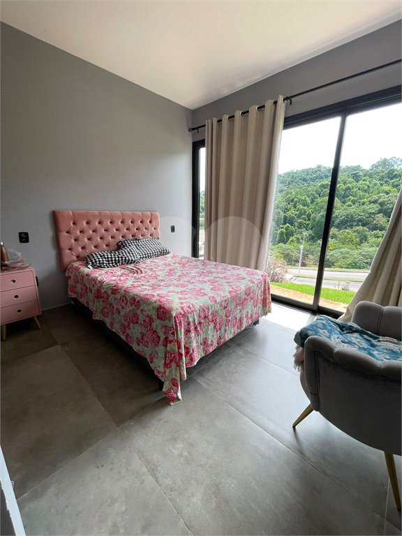 Casa à venda no condomínio Quintas da Boa Vista, Atibaia - SP