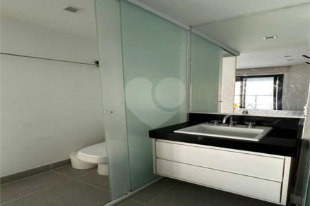 Apartamento à venda ou para alugar com 1 quarto em Vila Olímpia, São Paulo, SP