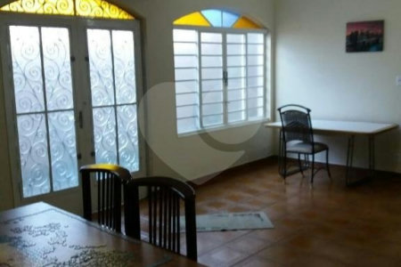 Sobrado à venda ou para alugar com 4 quartos, sendo 1 suíte, em Vila Butantã, São Paulo, SP