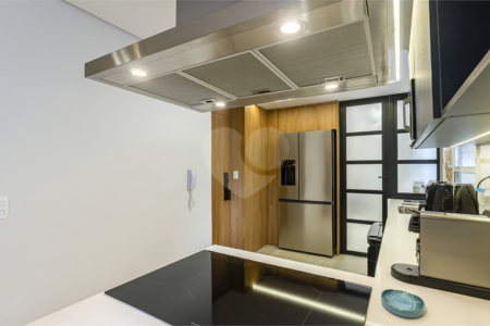 Apartamento à venda com 3 quartos, sendo 1 suíte, em Vila Uberabinha, São Paulo, SP