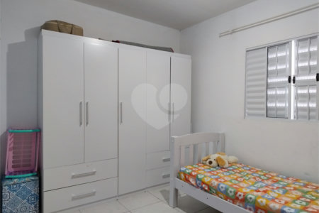 Casa à venda com 3 quartos, sendo 1 suíte,  em Vila Rei, Mogi das Cruzes, SP
