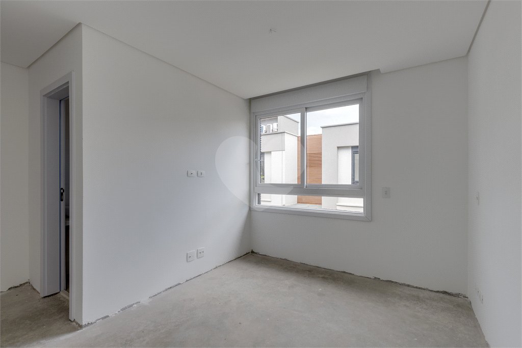 Casa à venda com 4 suítes no condomínio Venezia, São Paulo - SP