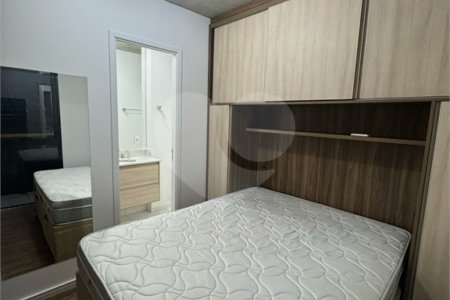 Apartamento à venda com 1 quarto em Santo Amaro, São Paulo, SP