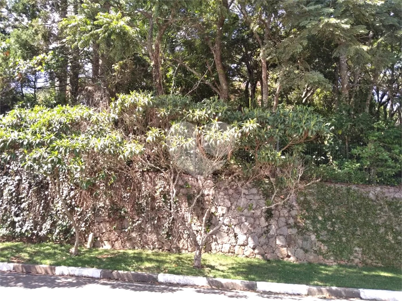Terreno à venda no condomínio Cantareira, Mairiporã - SP