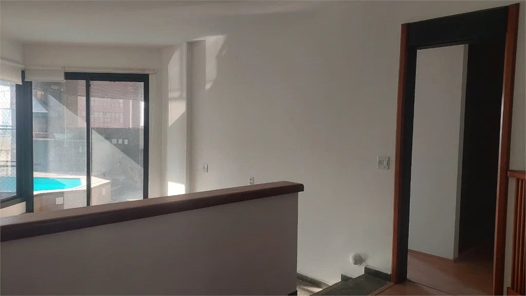 Apartamento à venda com 1 suíte em Vila Suzana, São Paulo, SP