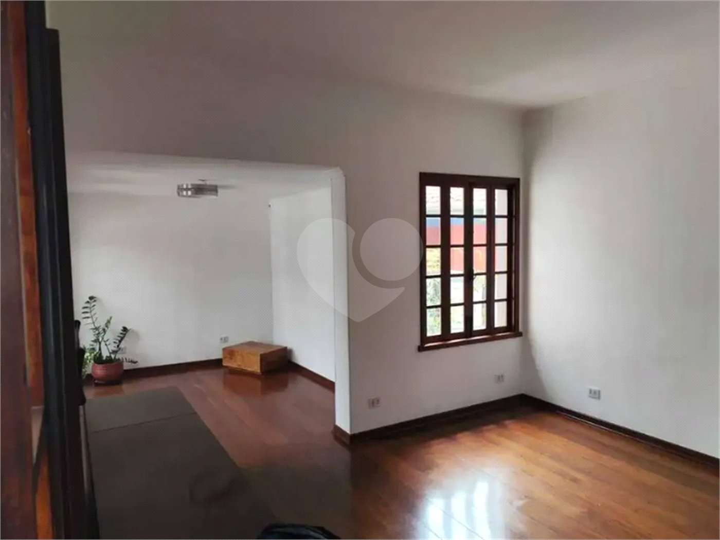 Sobrado à venda com 4 quartos, sendo 2 suítes, em Lapa, São Paulo, SP