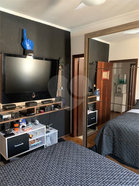 Sobrado à venda com 4 quartos, sendo 3 suítes,  em Jardim Alvinópolis, Atibaia, SP