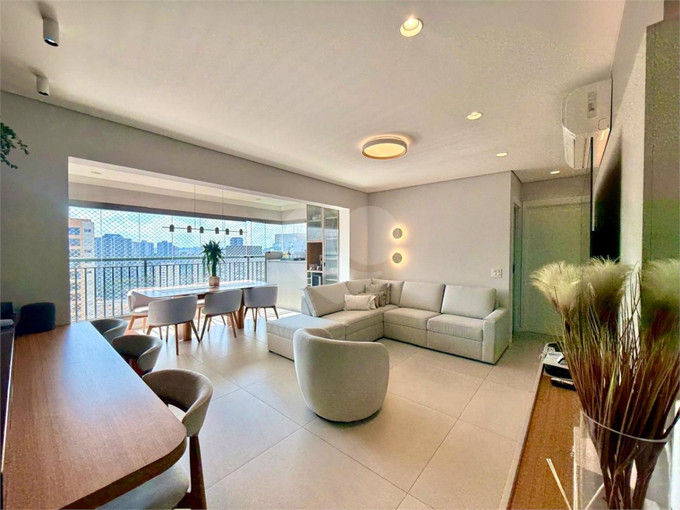 Apartamento à venda com 2 quartos, sendo 1 suíte, em Jardim Prudência, São Paulo, SP