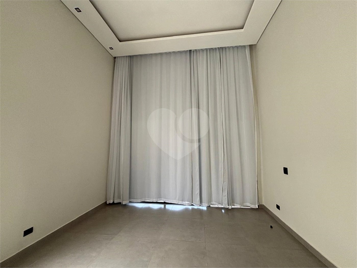 Sobrado à venda com 4 suítes em Residencial Central Parque, Salto, SP