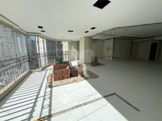 Apartamento à venda com 4 suítes em Santana, São Paulo, SP
