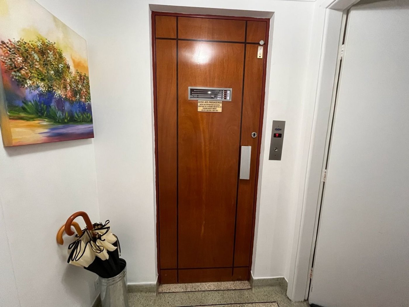 Apartamento com 2 dormitórios à venda, 94 m² por R$ 650.000,00 - Gonzaga - Santos/SP