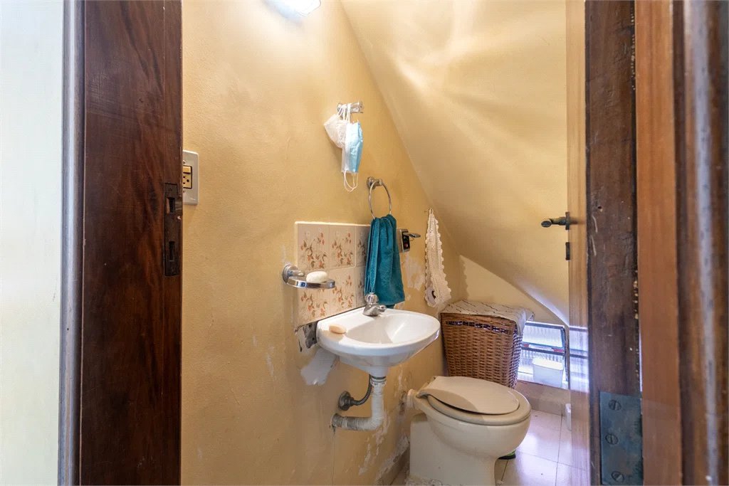 Sobrado à venda com 3 quartos em Vila Sônia, São Paulo, SP