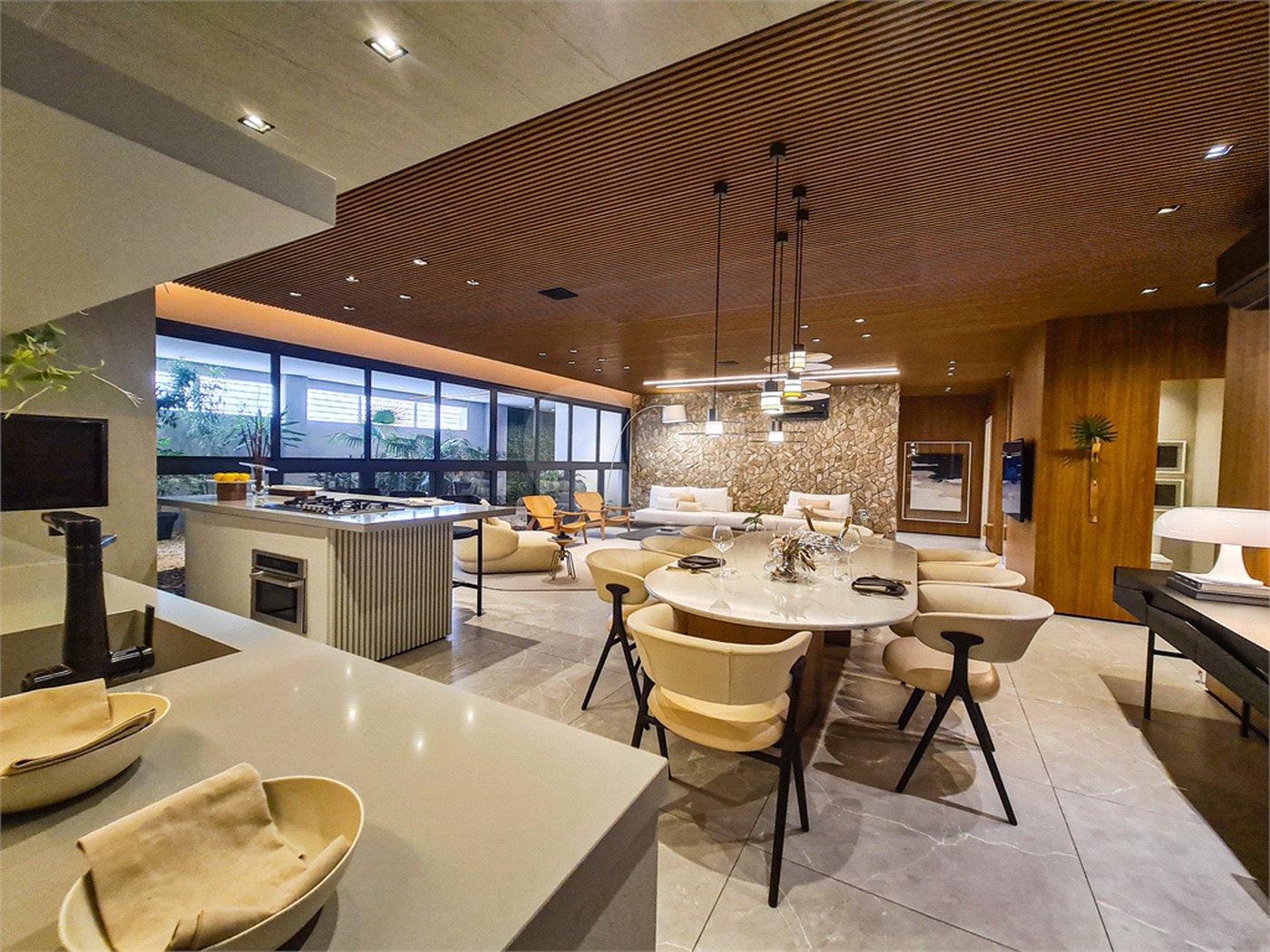 Apartamento à venda com 3 suítes em Poção, Cuiabá, MT