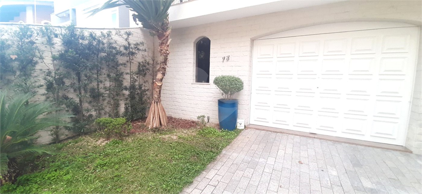 Sobrado à venda com 4 quartos, sendo 2 suítes, em Jardim França, São Paulo, SP