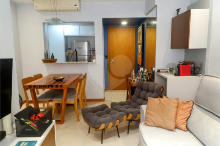 Apartamento à venda com 3 quartos, sendo 1 suíte, em Humaitá, Rio de Janeiro, RJ