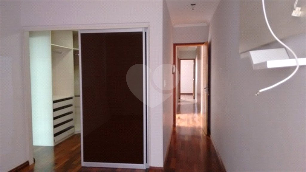 Sobrado à venda com 3 quartos, sendo 1 suíte, em Vila Antonina, São Paulo, SP