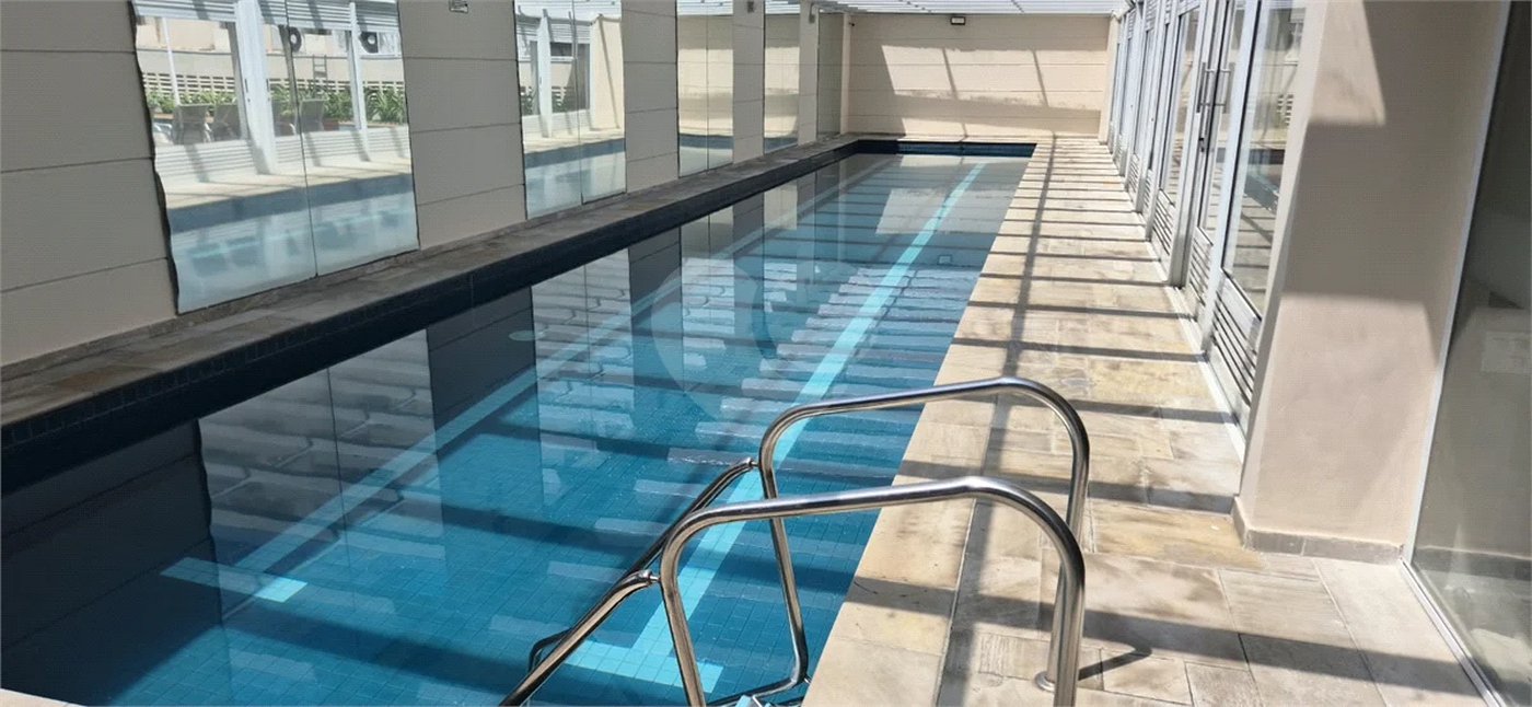 Apartamento à venda com 3 quartos, sendo 1 suíte, em Alto da Boa Vista, São Paulo, SP