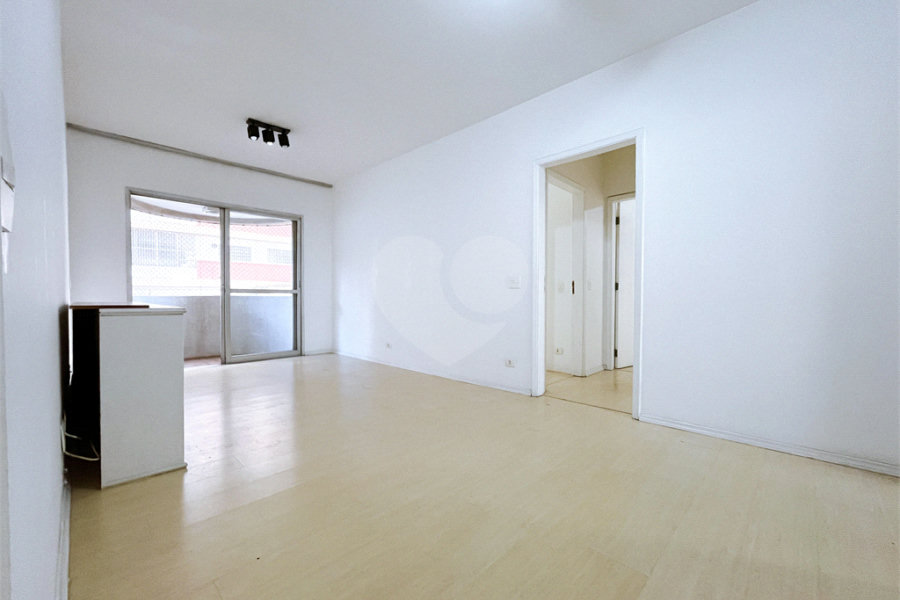 Apartamento à venda com 2 quartos, sendo 1 suíte,  em Consolação, São Paulo, SP