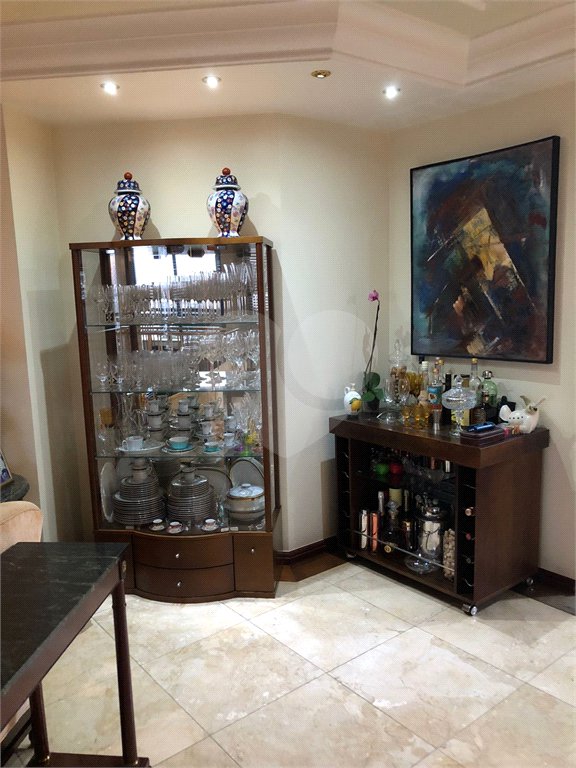Apartamento à venda com 4 quartos, sendo 1 suíte, em Jardim Avelino, São Paulo, SP