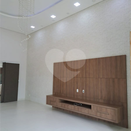 Casa à venda com 3 suítes no condomínio Residencial Terra Nobre, Indaiatuba - SP