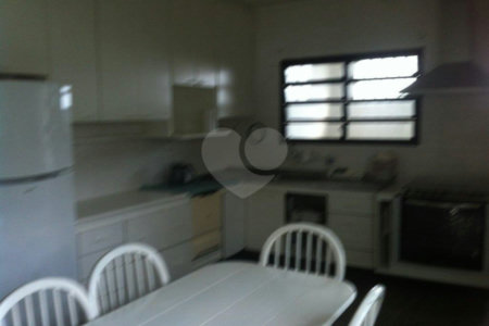 Sobrado à venda com 3 quartos, sendo 1 suíte, em Vila Paulicéia, São Paulo, SP