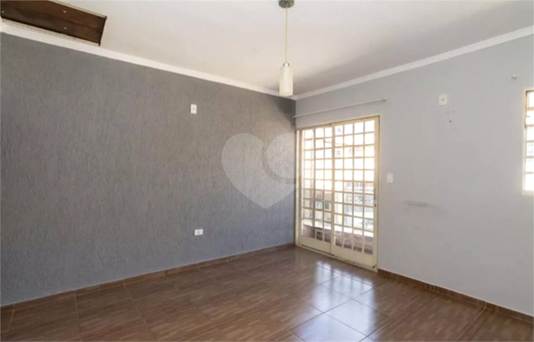 Casa à venda com 5 quartos, sendo 1 suíte, em Vila Rosália, Guarulhos, SP