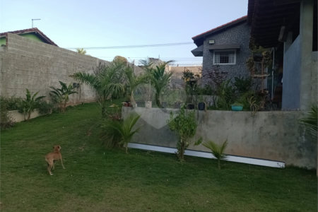Chácara à venda com 5 quartos, sendo 1 suíte, em Jardim Marabá, Itapetininga, SP
