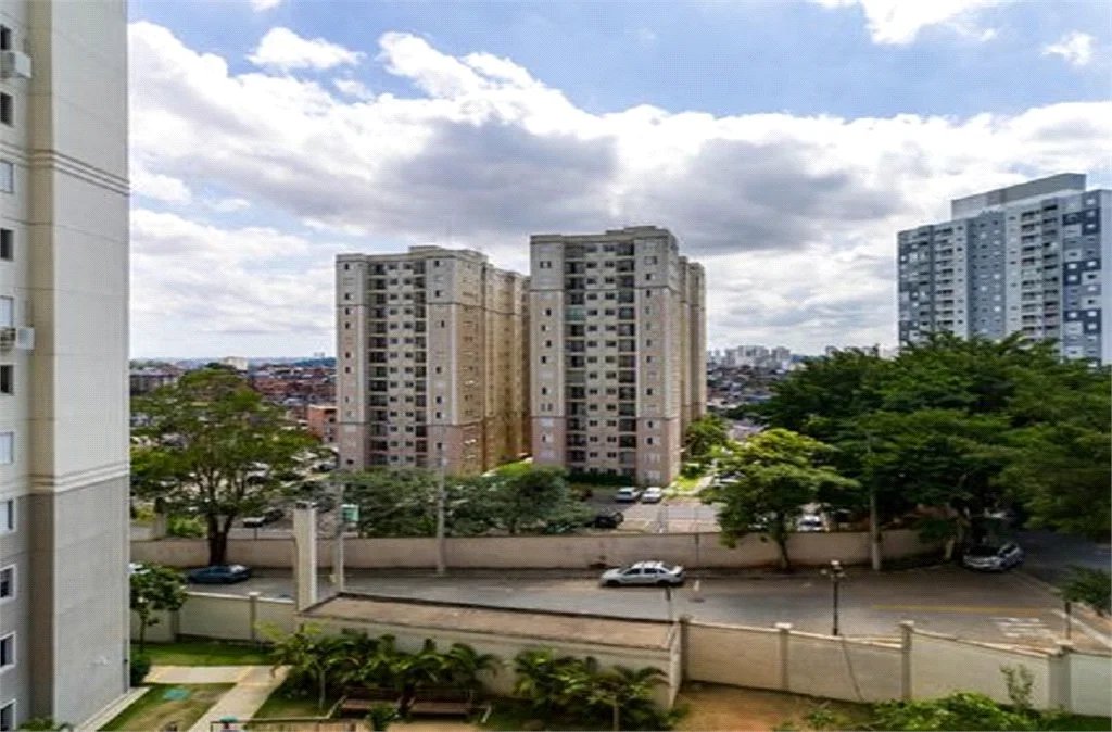 Apartamento à venda com 2 quartos, sendo 1 suíte, em Parque Reboucas, São Paulo, SP