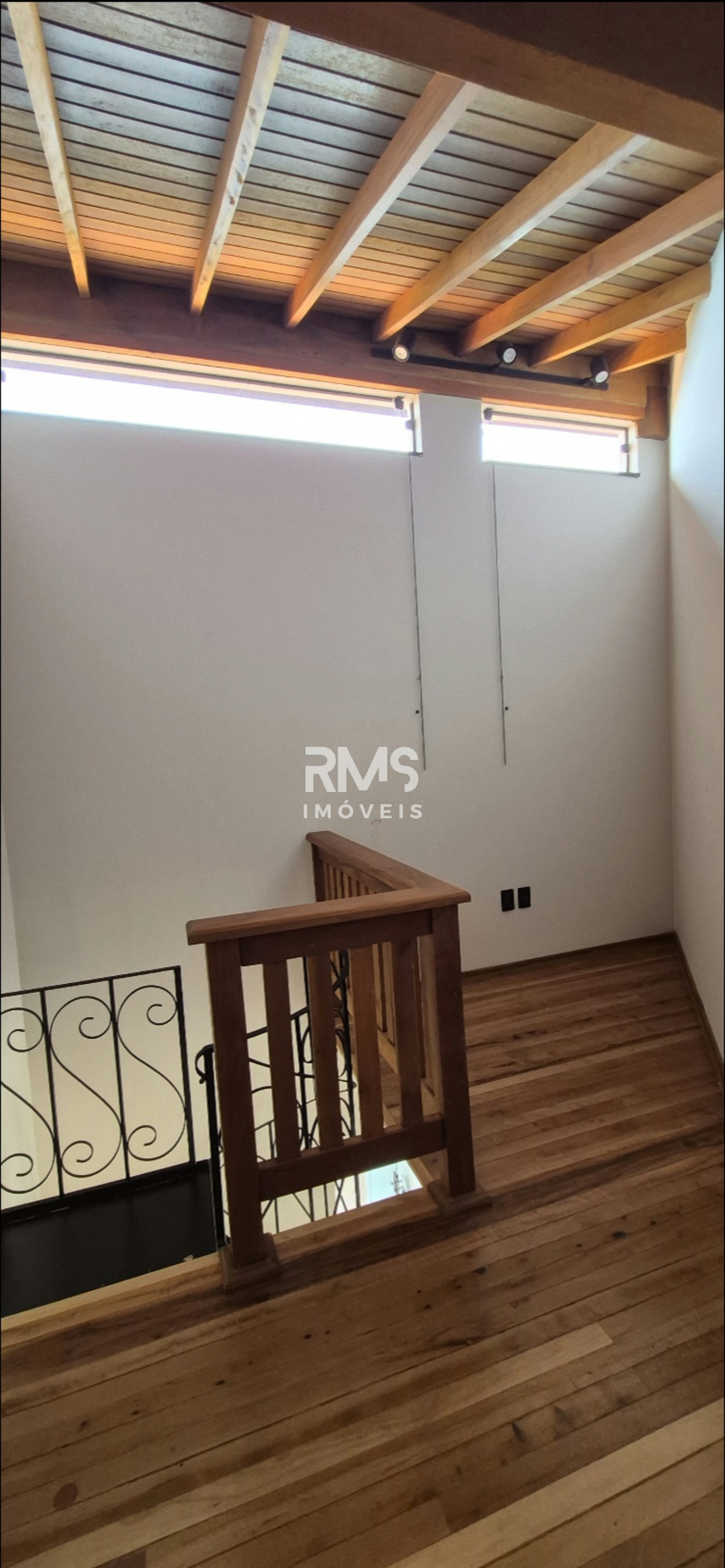 Casa à venda com 3 suítes no condomínio Santo Antonio ii, Itu - SP