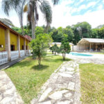Casa à venda com 4 quartos, sendo 1 suíte, no Centro, Ibiúna, SP