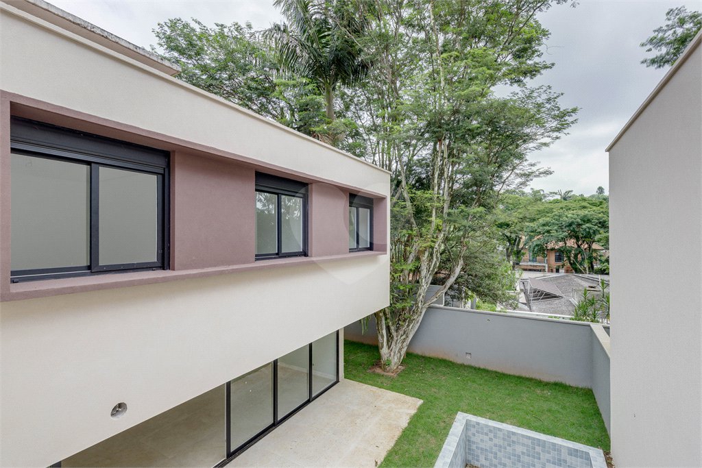 Casa à venda com 4 suítes no condomínio Garda, São Paulo - SP